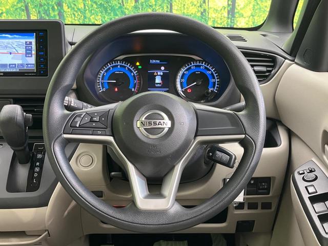 ルークス Ｓ　衝突軽減装置　禁煙車　ＳＤナビ　バックカメラ　ＥＴＣ　Ｂｌｕｅｔｏｏｔｈ　コーナーセンサー　両側スライドドア　車線逸脱警報　先行車発進お知らせ機能　オートライト　ステアリングスイッチ　ＣＤ／ＤＶＤ再生（11枚目）