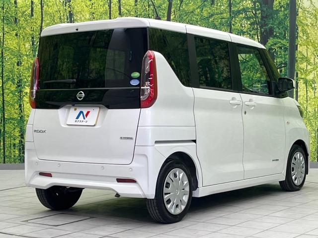 ルークス Ｓ　衝突軽減装置　禁煙車　ＳＤナビ　バックカメラ　ＥＴＣ　Ｂｌｕｅｔｏｏｔｈ　コーナーセンサー　両側スライドドア　車線逸脱警報　先行車発進お知らせ機能　オートライト　ステアリングスイッチ　ＣＤ／ＤＶＤ再生（17枚目）