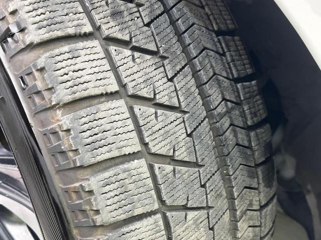 ヴォクシー ＺＳ　煌　両側電動ドア　後席モニター　バックカメラ　衝突被害軽減システム　禁煙車　ドラレコ　スマートキー　ＬＥＤヘッド　ビルトインＥＴＣ　クルコン　純正１６インチアルミ　オートライト　デュアルエアコン（25枚目）