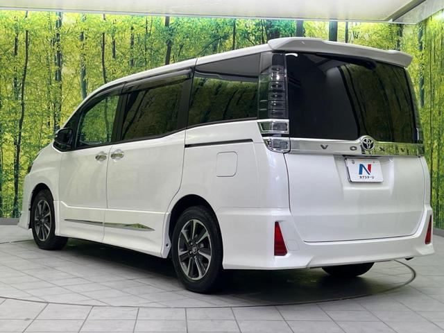 ヴォクシー ＺＳ　煌　両側電動ドア　後席モニター　バックカメラ　衝突被害軽減システム　禁煙車　ドラレコ　スマートキー　ＬＥＤヘッド　ビルトインＥＴＣ　クルコン　純正１６インチアルミ　オートライト　デュアルエアコン（30枚目）