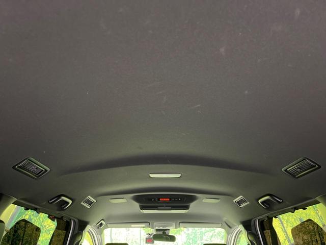 ヴォクシー ＺＳ　煌　両側電動ドア　後席モニター　バックカメラ　衝突被害軽減システム　禁煙車　ドラレコ　スマートキー　ＬＥＤヘッド　ビルトインＥＴＣ　クルコン　純正１６インチアルミ　オートライト　デュアルエアコン（35枚目）