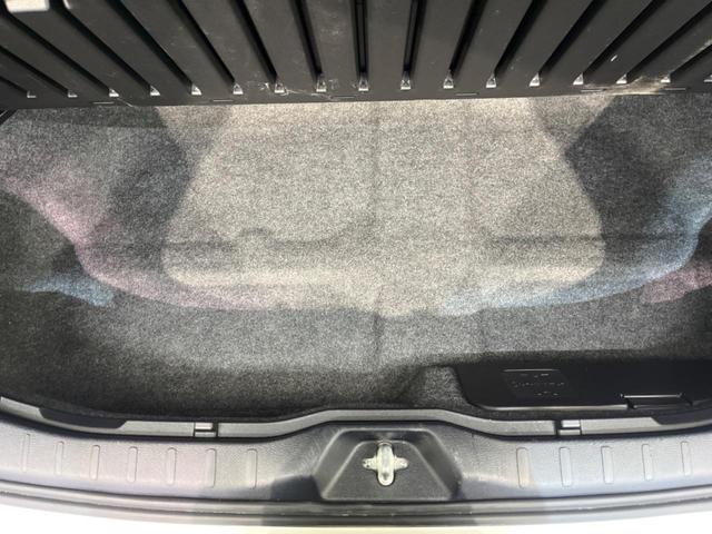 ヴォクシー ＺＳ　煌　両側電動ドア　後席モニター　バックカメラ　衝突被害軽減システム　禁煙車　ドラレコ　スマートキー　ＬＥＤヘッド　ビルトインＥＴＣ　クルコン　純正１６インチアルミ　オートライト　デュアルエアコン（36枚目）