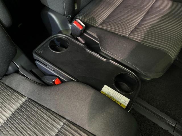 ヴォクシー ＺＳ　煌　両側電動ドア　後席モニター　バックカメラ　衝突被害軽減システム　禁煙車　ドラレコ　スマートキー　ＬＥＤヘッド　ビルトインＥＴＣ　クルコン　純正１６インチアルミ　オートライト　デュアルエアコン（41枚目）