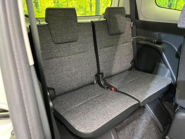 シエンタ ハイブリッドＺ　両側電動ドア　全周囲カメラ　１００Ｖ電源　衝突被害軽減システム　レーダークルーズ　禁煙車　コーナーセンサー　スマートキー　ＬＥＤヘッド　ビルトインＥＴＣ　純正１５インチアルミ　オートハイビーム（10枚目）