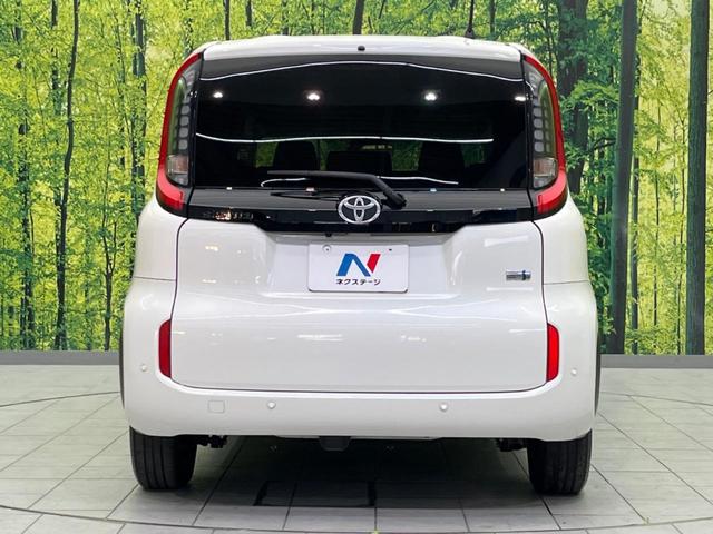 シエンタ ハイブリッドＺ　両側電動ドア　全周囲カメラ　１００Ｖ電源　衝突被害軽減システム　レーダークルーズ　禁煙車　コーナーセンサー　スマートキー　ＬＥＤヘッド　ビルトインＥＴＣ　純正１５インチアルミ　オートハイビーム（16枚目）