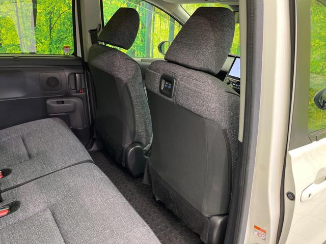 シエンタ ハイブリッドＺ　両側電動ドア　全周囲カメラ　１００Ｖ電源　衝突被害軽減システム　レーダークルーズ　禁煙車　コーナーセンサー　スマートキー　ＬＥＤヘッド　ビルトインＥＴＣ　純正１５インチアルミ　オートハイビーム（37枚目）