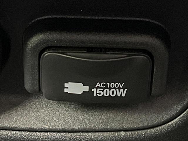 シエンタ ハイブリッドＺ　両側電動ドア　全周囲カメラ　１００Ｖ電源　衝突被害軽減システム　レーダークルーズ　禁煙車　コーナーセンサー　スマートキー　ＬＥＤヘッド　ビルトインＥＴＣ　純正１５インチアルミ　オートハイビーム（59枚目）