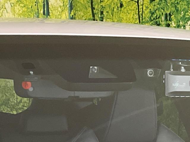 ハリアー Ｚ　メーカーナビ　全周囲カメラ　ＪＢＬサウンドシステム　衝突軽減装置　レーダークルーズ　禁煙車　ハーフレザーシート　パワーシート　ドラレコ　コーナーセンサー　レーンキープ　スマートキー　ＬＥＤヘッド（5枚目）