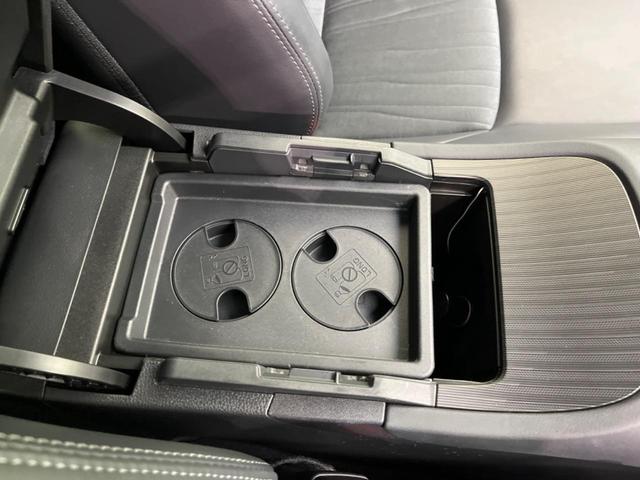 ハリアー Ｚ　メーカーナビ　全周囲カメラ　ＪＢＬサウンドシステム　衝突軽減装置　レーダークルーズ　禁煙車　ハーフレザーシート　パワーシート　ドラレコ　コーナーセンサー　レーンキープ　スマートキー　ＬＥＤヘッド（66枚目）