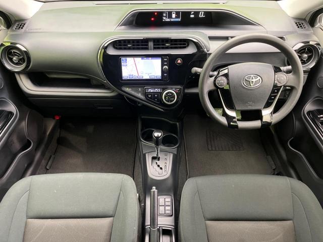 アクア Sスタイルブラック 衝突軽減装置 禁煙車 純正ナビ バックカメラ ドラレコ ETC スマートキー LEDヘッド オートマチックハイビーム 車線逸脱警報 オートライト オートエアコン Bluetooth再生 CD再生(2枚目)