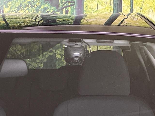 アクア Sスタイルブラック 衝突軽減装置 禁煙車 純正ナビ バックカメラ ドラレコ ETC スマートキー LEDヘッド オートマチックハイビーム 車線逸脱警報 オートライト オートエアコン Bluetooth再生 CD再生(6枚目)