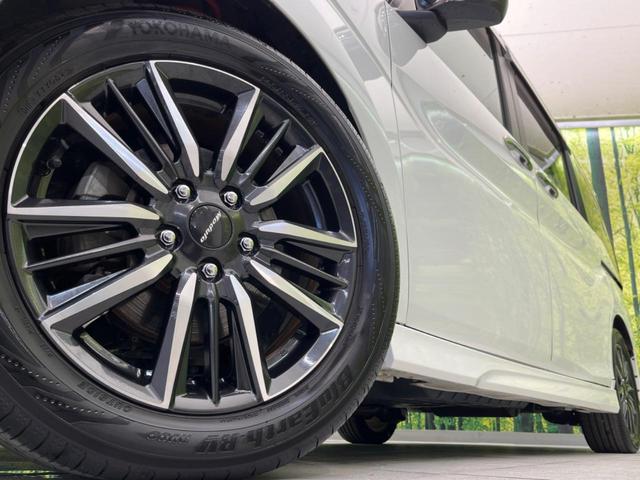 ステップワゴン モデューロＸ　両側電動スライドドア　純正ナビ　フリップダウン　バックカメラ　衝突軽減装置　レーダークルーズ　禁煙車　ハーフレザーシート　ドラレコ　レーンキープ　スマートキー　ＬＥＤヘッド　ＥＴＣ　オートライト（14枚目）