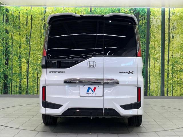 ステップワゴン モデューロＸ　両側電動スライドドア　純正ナビ　フリップダウン　バックカメラ　衝突軽減装置　レーダークルーズ　禁煙車　ハーフレザーシート　ドラレコ　レーンキープ　スマートキー　ＬＥＤヘッド　ＥＴＣ　オートライト（16枚目）