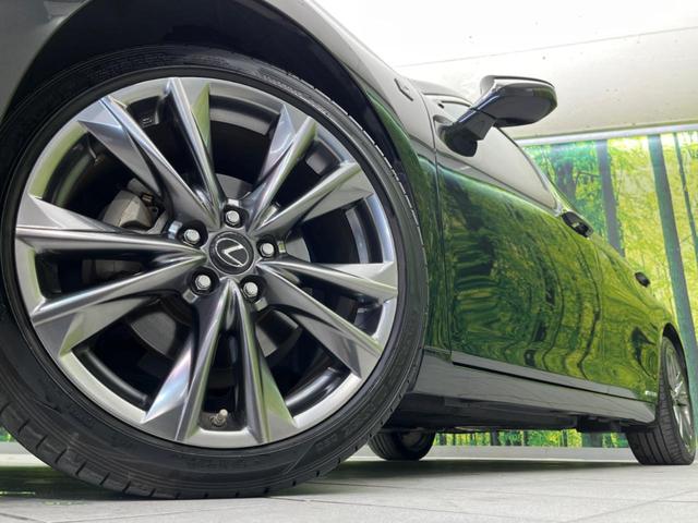 ＥＳ ＥＳ３００ｈ　Ｆスポーツ　サンルーフ　衝突軽減　レーダークルーズ　１２．３型メーカーナビ　バックカメラ　Ｂｌｕｅｔｏｏｔｈ　フルセグ　ＥＴＣ　ドラレコ　三眼ＬＥＤヘッド　シートヒーター　合皮シート　オートマチックハイビーム（13枚目）