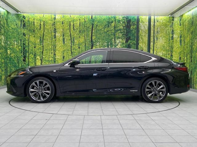 ＥＳ ＥＳ３００ｈ　Ｆスポーツ　サンルーフ　衝突軽減　レーダークルーズ　１２．３型メーカーナビ　バックカメラ　Ｂｌｕｅｔｏｏｔｈ　フルセグ　ＥＴＣ　ドラレコ　三眼ＬＥＤヘッド　シートヒーター　合皮シート　オートマチックハイビーム（27枚目）