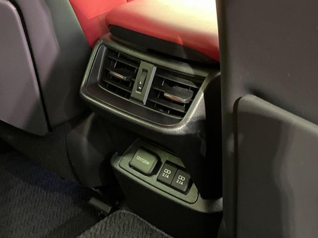 ＥＳ ＥＳ３００ｈ　Ｆスポーツ　サンルーフ　衝突軽減　レーダークルーズ　１２．３型メーカーナビ　バックカメラ　Ｂｌｕｅｔｏｏｔｈ　フルセグ　ＥＴＣ　ドラレコ　三眼ＬＥＤヘッド　シートヒーター　合皮シート　オートマチックハイビーム（40枚目）