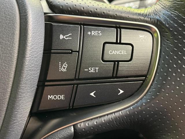 ＥＳ ＥＳ３００ｈ　Ｆスポーツ　サンルーフ　衝突軽減　レーダークルーズ　１２．３型メーカーナビ　バックカメラ　Ｂｌｕｅｔｏｏｔｈ　フルセグ　ＥＴＣ　ドラレコ　三眼ＬＥＤヘッド　シートヒーター　合皮シート　オートマチックハイビーム（60枚目）