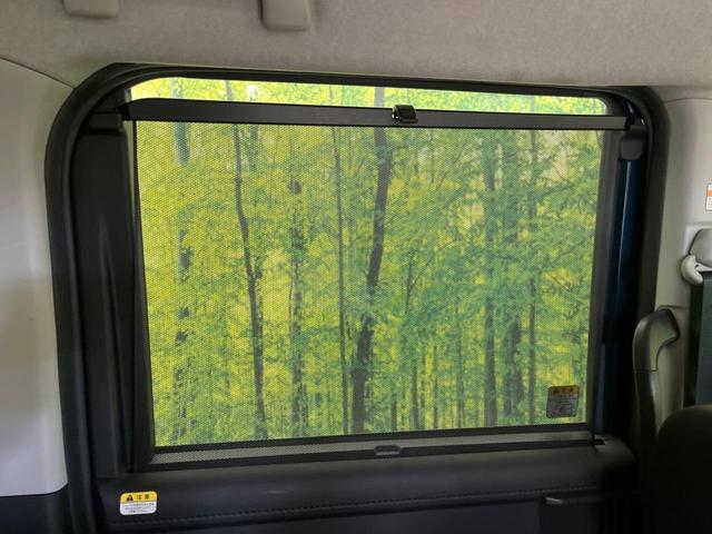 ルーミー カスタムＧ　両側電動スライドドア　純正ナビ　バックカメラ　衝突軽減装置　レーダークルーズコントロール　禁煙車　ドライブレコーダー　コーナーセンサー　レーンキープ　スマートキー　ＬＥＤヘッド　ＥＴＣ（39枚目）