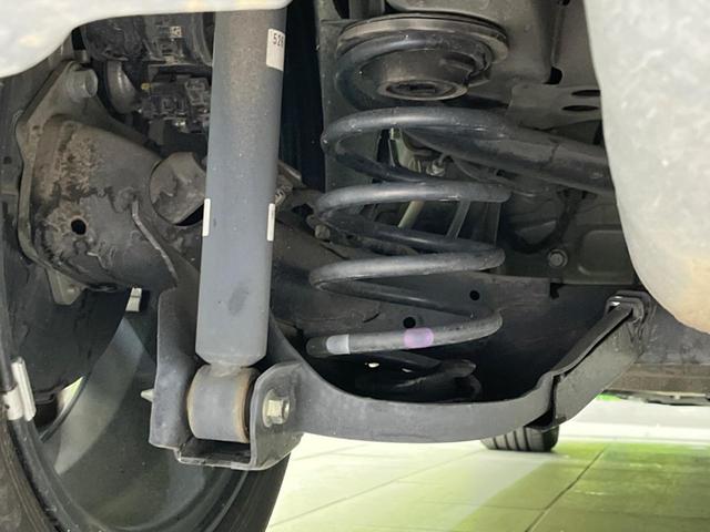 フィット ｅ：ＨＥＶリュクス　衝突軽減装置　禁煙車　９型ナビ　バックカメラ　ドラレコ　ＥＴＣ　レーダークルーズコントロール　クリアランスソナー　スマートキー　レーンアシスト　オートマチックハイビーム　オートエアコン（20枚目）