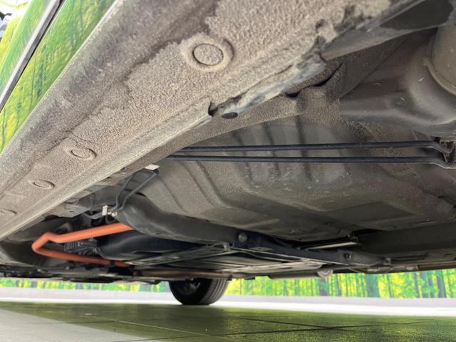 フィット ｅ：ＨＥＶリュクス　衝突軽減装置　禁煙車　９型ナビ　バックカメラ　ドラレコ　ＥＴＣ　レーダークルーズコントロール　クリアランスソナー　スマートキー　レーンアシスト　オートマチックハイビーム　オートエアコン（29枚目）