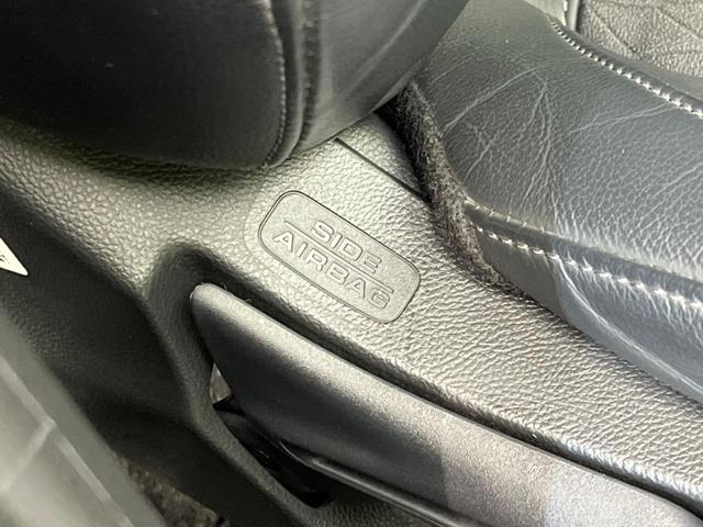 フィット ｅ：ＨＥＶリュクス　衝突軽減装置　禁煙車　９型ナビ　バックカメラ　ドラレコ　ＥＴＣ　レーダークルーズコントロール　クリアランスソナー　スマートキー　レーンアシスト　オートマチックハイビーム　オートエアコン（37枚目）