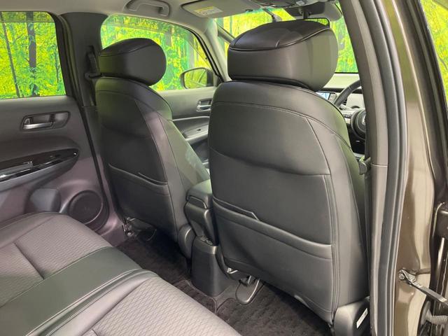 フィット ｅ：ＨＥＶリュクス　衝突軽減装置　禁煙車　９型ナビ　バックカメラ　ドラレコ　ＥＴＣ　レーダークルーズコントロール　クリアランスソナー　スマートキー　レーンアシスト　オートマチックハイビーム　オートエアコン（38枚目）