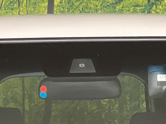 Ｎ－ＢＯＸカスタム Ｇ・Ｌホンダセンシング　両側電動スライドドア　衝突軽減装置　禁煙車　ＳＤナビ　バックカメラ　レーダークルーズ　ＥＴＣ　Ｂｌｕｅｔｏｏｔｈ　フルセグ　ドライブレコーダー　スマートキー　シートヒーター　ＬＥＤヘッドライト（4枚目）