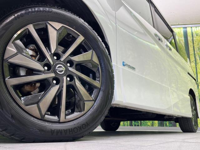 セレナ ｅ－パワー　ハイウェイスターＶ　アーバンクロム　フリップダウンモニター　両側電動スライドドア　衝突軽減装置　禁煙車　純正１０インチナビ　全周囲カメラ　ＥＴＣ　Ｂｌｕｅｔｏｏｔｈ　フルセグ　ドライブレコーダー　シートヒーター　ＬＥＤヘッドライト（13枚目）