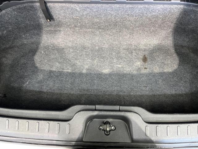 セレナ ｅ－パワー　ハイウェイスターＶ　アーバンクロム　フリップダウンモニター　両側電動スライドドア　衝突軽減装置　禁煙車　純正１０インチナビ　全周囲カメラ　ＥＴＣ　Ｂｌｕｅｔｏｏｔｈ　フルセグ　ドライブレコーダー　シートヒーター　ＬＥＤヘッドライト（34枚目）