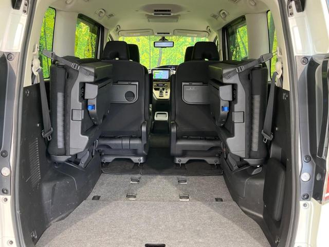 セレナ ｅ－パワー　ハイウェイスターＶ　アーバンクロム　フリップダウンモニター　両側電動スライドドア　衝突軽減装置　禁煙車　純正１０インチナビ　全周囲カメラ　ＥＴＣ　Ｂｌｕｅｔｏｏｔｈ　フルセグ　ドライブレコーダー　シートヒーター　ＬＥＤヘッドライト（35枚目）