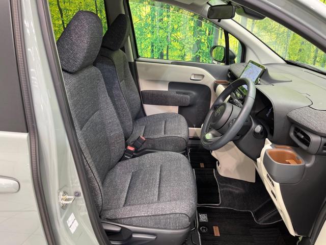 シエンタ ハイブリッドＺ　衝突軽減　両側電動スライドドア　純正ナビ　レーダークルーズ　バックカメラ　フルセグ　Ｂｌｕｅｔｏｏｔｈ　禁煙車　シートヒーター　革巻きハンドル　ステアリングスイッチ　ＬＥＤヘッド　車線逸脱警報（8枚目）