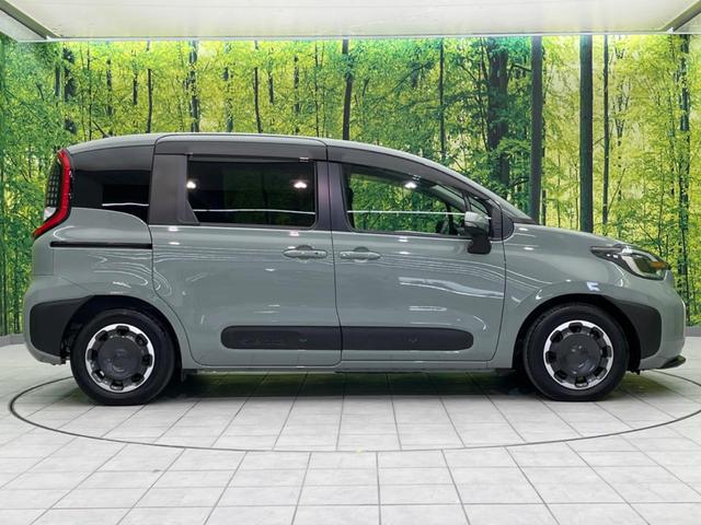 シエンタ ハイブリッドＺ　衝突軽減　両側電動スライドドア　純正ナビ　レーダークルーズ　バックカメラ　フルセグ　Ｂｌｕｅｔｏｏｔｈ　禁煙車　シートヒーター　革巻きハンドル　ステアリングスイッチ　ＬＥＤヘッド　車線逸脱警報（36枚目）