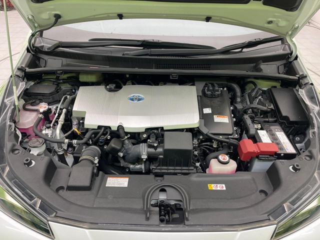 プリウス ＳセーフティプラスＩＩ　衝突軽減　レーダークルーズ　純正８型ナビ　全周囲カメラ　禁煙車　ドラレコ　ＥＴＣ　Ｂｌｕｅｔｏｏｔｈ　フルセグ　ＬＥＤヘッド　ＬＥＤフォグ　オートマチックハイビーム　クリアランスソナー（18枚目）