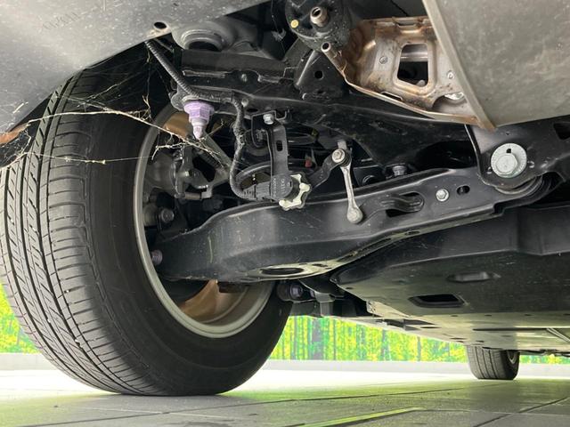 プリウス ＳセーフティプラスＩＩ　衝突軽減　レーダークルーズ　純正８型ナビ　全周囲カメラ　禁煙車　ドラレコ　ＥＴＣ　Ｂｌｕｅｔｏｏｔｈ　フルセグ　ＬＥＤヘッド　ＬＥＤフォグ　オートマチックハイビーム　クリアランスソナー（29枚目）