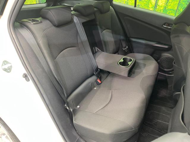 プリウス ＳセーフティプラスＩＩ　衝突軽減　レーダークルーズ　純正８型ナビ　全周囲カメラ　禁煙車　ドラレコ　ＥＴＣ　Ｂｌｕｅｔｏｏｔｈ　フルセグ　ＬＥＤヘッド　ＬＥＤフォグ　オートマチックハイビーム　クリアランスソナー（36枚目）