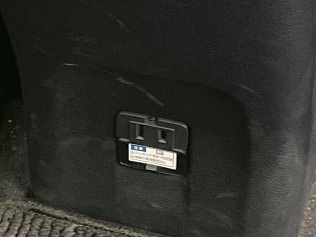 プリウス ＳセーフティプラスＩＩ　衝突軽減　レーダークルーズ　純正８型ナビ　全周囲カメラ　禁煙車　ドラレコ　ＥＴＣ　Ｂｌｕｅｔｏｏｔｈ　フルセグ　ＬＥＤヘッド　ＬＥＤフォグ　オートマチックハイビーム　クリアランスソナー（40枚目）