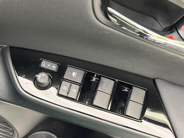 プリウス ＳセーフティプラスＩＩ　衝突軽減　レーダークルーズ　純正８型ナビ　全周囲カメラ　禁煙車　ドラレコ　ＥＴＣ　Ｂｌｕｅｔｏｏｔｈ　フルセグ　ＬＥＤヘッド　ＬＥＤフォグ　オートマチックハイビーム　クリアランスソナー（41枚目）