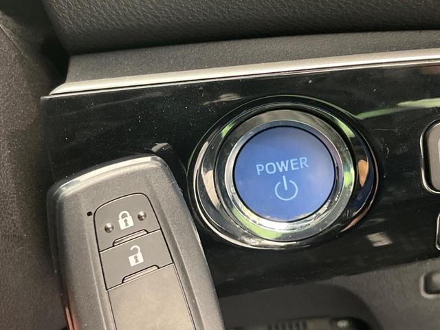 プリウス ＳセーフティプラスＩＩ　衝突軽減　レーダークルーズ　純正８型ナビ　全周囲カメラ　禁煙車　ドラレコ　ＥＴＣ　Ｂｌｕｅｔｏｏｔｈ　フルセグ　ＬＥＤヘッド　ＬＥＤフォグ　オートマチックハイビーム　クリアランスソナー（42枚目）