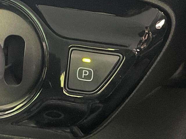 プリウス ＳセーフティプラスＩＩ　衝突軽減　レーダークルーズ　純正８型ナビ　全周囲カメラ　禁煙車　ドラレコ　ＥＴＣ　Ｂｌｕｅｔｏｏｔｈ　フルセグ　ＬＥＤヘッド　ＬＥＤフォグ　オートマチックハイビーム　クリアランスソナー（51枚目）