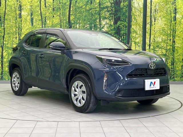 ヤリスクロス ハイブリッドＸ　衝突軽減装置　レーダークルーズコントロール　バックカメラ　ＥＴＣ　Ｂｌｕｅｔｏｏｔｈ　スマートキー　レーンアシスト　コーナーセンサー　オートマチックハイビーム　電動パーキング　盗難防止装置（16枚目）