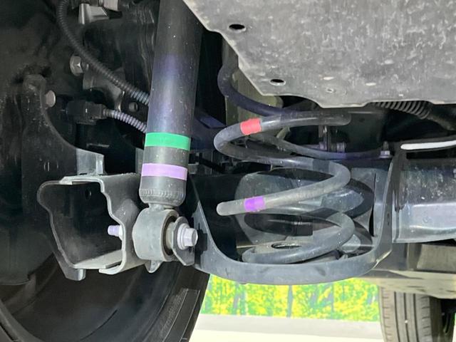 ヤリスクロス ハイブリッドＸ　衝突軽減装置　レーダークルーズコントロール　バックカメラ　ＥＴＣ　Ｂｌｕｅｔｏｏｔｈ　スマートキー　レーンアシスト　コーナーセンサー　オートマチックハイビーム　電動パーキング　盗難防止装置（28枚目）