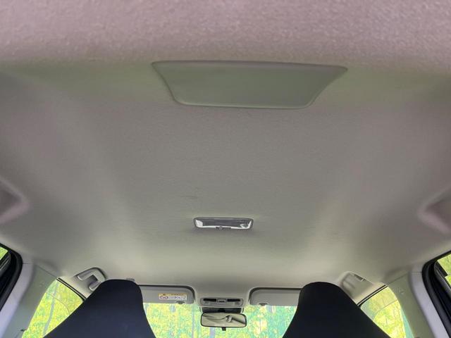 ヤリスクロス ハイブリッドＸ　衝突軽減装置　レーダークルーズコントロール　バックカメラ　ＥＴＣ　Ｂｌｕｅｔｏｏｔｈ　スマートキー　レーンアシスト　コーナーセンサー　オートマチックハイビーム　電動パーキング　盗難防止装置（32枚目）