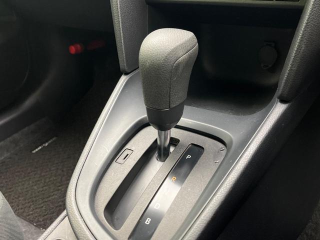 ヤリスクロス ハイブリッドＸ　衝突軽減装置　レーダークルーズコントロール　バックカメラ　ＥＴＣ　Ｂｌｕｅｔｏｏｔｈ　スマートキー　レーンアシスト　コーナーセンサー　オートマチックハイビーム　電動パーキング　盗難防止装置（48枚目）