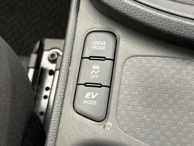 ヤリスクロス ハイブリッドＸ　衝突軽減装置　レーダークルーズコントロール　バックカメラ　ＥＴＣ　Ｂｌｕｅｔｏｏｔｈ　スマートキー　レーンアシスト　コーナーセンサー　オートマチックハイビーム　電動パーキング　盗難防止装置（50枚目）