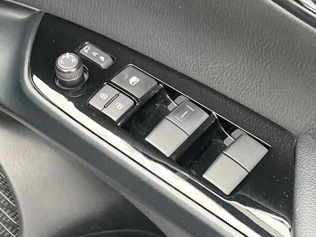 プリウスPHV Aプレミアムナビパッケージ モデリスタエアロ 純正SDナビ バックカメラ 衝突警報装置 レーダークルーズコントロール 禁煙車 本革シート コーナーセンサー レーンキープ スマートキー LEDヘッドライト ETC オートライト(42枚目)