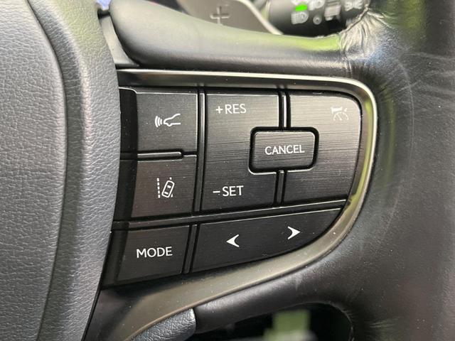 ＥＳ ＥＳ３００ｈ　バージョンＬ　ムーンルーフ　セーフティシステムプラス　メーカーナビ　パノラミックビューＭ　プレミアムサウンド　３眼ＬＥＤヘッド　スマートキー　純正１８ＡＷ　セミアニリン革シート　ＢＳＭ　ハンズフリーパワーバックドア（6枚目）