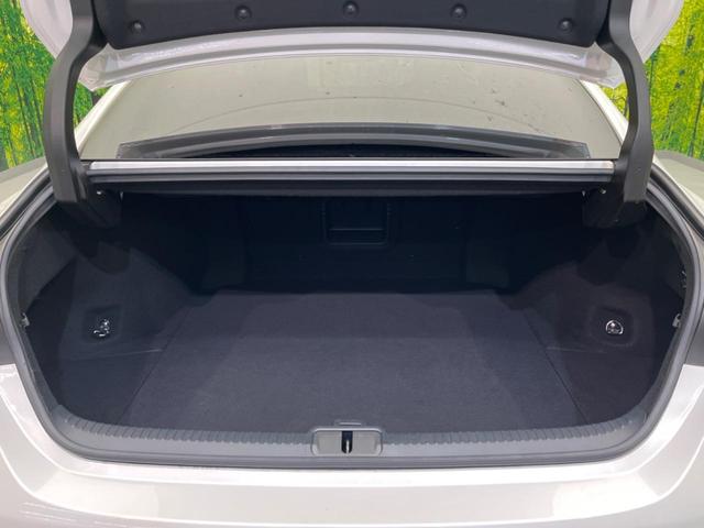 ＥＳ ＥＳ３００ｈ　バージョンＬ　ムーンルーフ　セーフティシステムプラス　メーカーナビ　パノラミックビューＭ　プレミアムサウンド　３眼ＬＥＤヘッド　スマートキー　純正１８ＡＷ　セミアニリン革シート　ＢＳＭ　ハンズフリーパワーバックドア（10枚目）