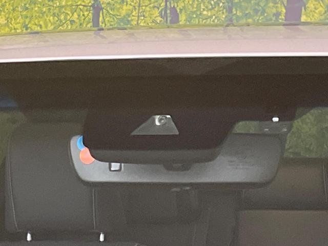 ＥＳ ＥＳ３００ｈ　バージョンＬ　ムーンルーフ　セーフティシステムプラス　メーカーナビ　パノラミックビューＭ　プレミアムサウンド　３眼ＬＥＤヘッド　スマートキー　純正１８ＡＷ　セミアニリン革シート　ＢＳＭ　ハンズフリーパワーバックドア（21枚目）