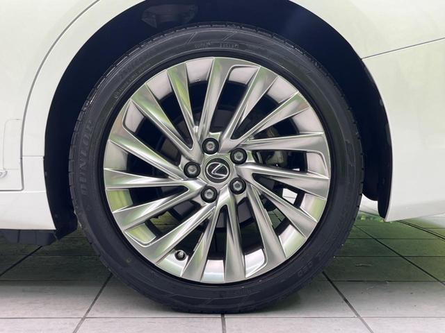 ＥＳ ＥＳ３００ｈ　バージョンＬ　ムーンルーフ　セーフティシステムプラス　メーカーナビ　パノラミックビューＭ　プレミアムサウンド　３眼ＬＥＤヘッド　スマートキー　純正１８ＡＷ　セミアニリン革シート　ＢＳＭ　ハンズフリーパワーバックドア（26枚目）