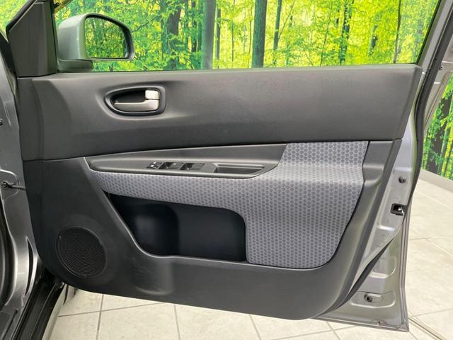 ウイングロード １５Ｍオーセンティック　純正ＳＤナビ　バックカメラ　禁煙車　ＥＴＣ　オートエアコン　オートライト　ＣＤ再生　地デジ　電動格納ミラー　キーレス（31枚目）